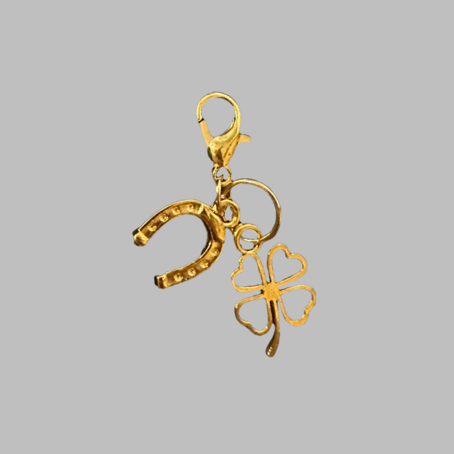 Clover And Horse Shoe Charm